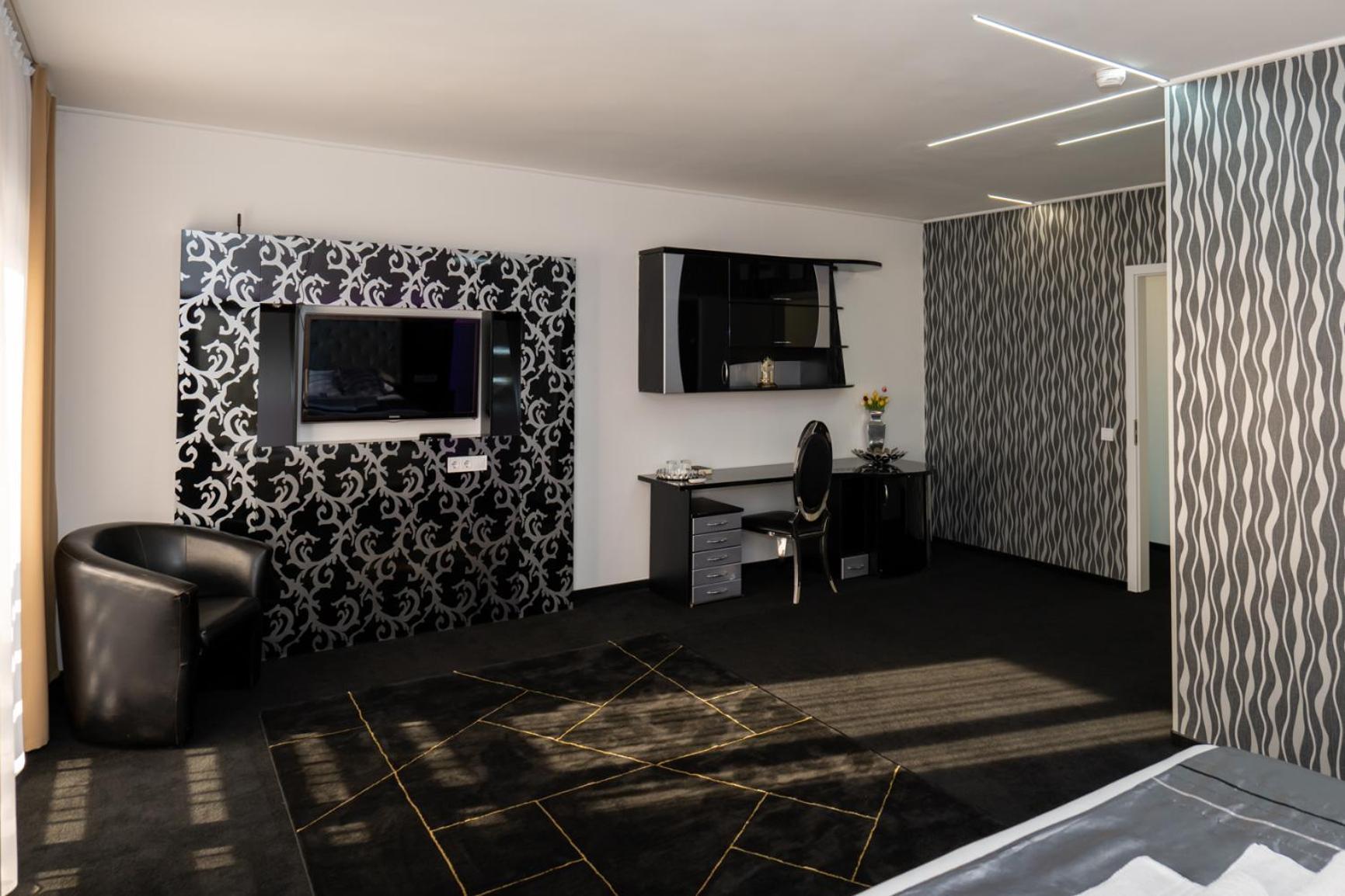 Titan Centrum Apartman Nyíregyháza Buitenkant foto