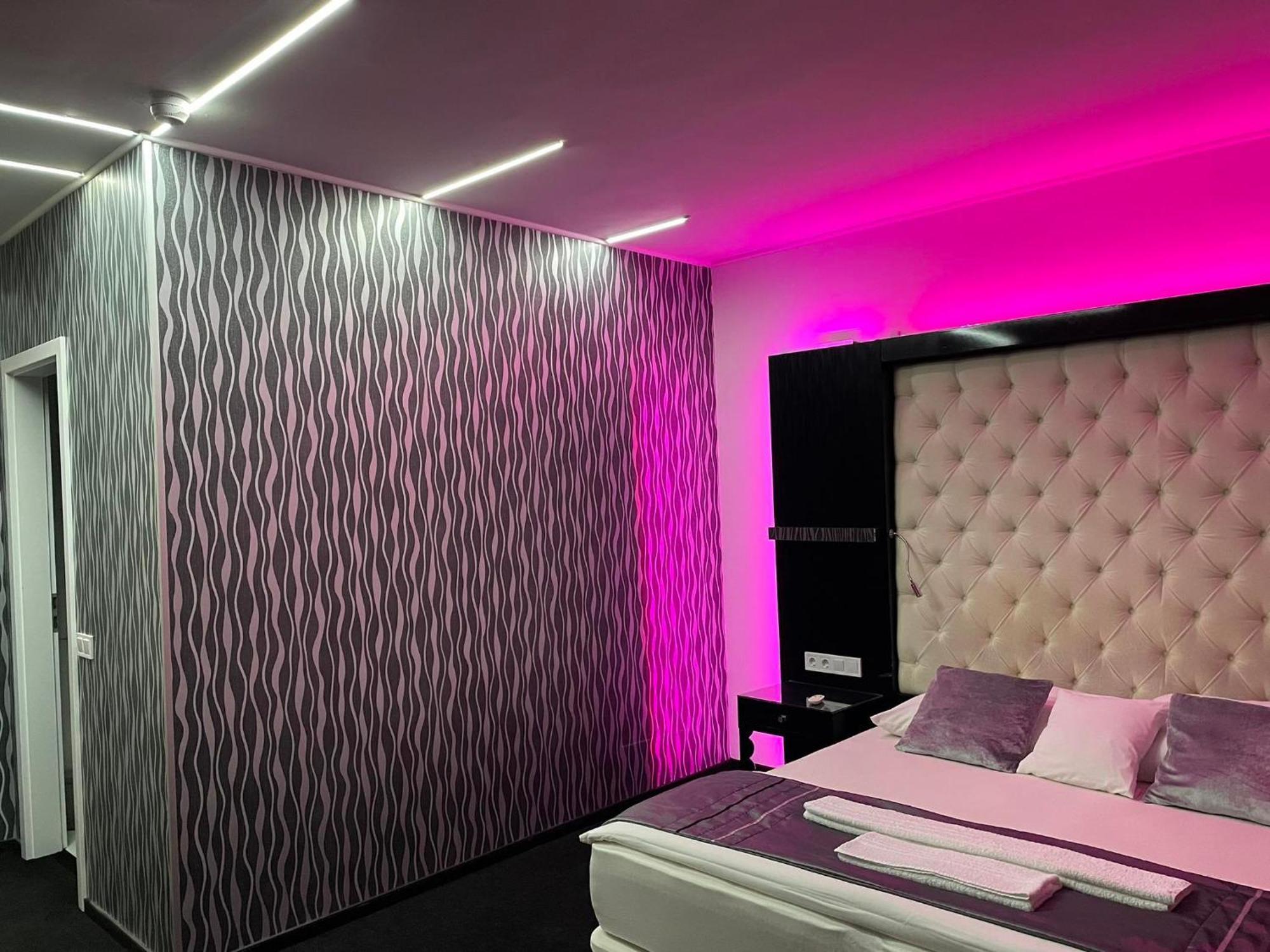 Titan Centrum Apartman Nyíregyháza Buitenkant foto