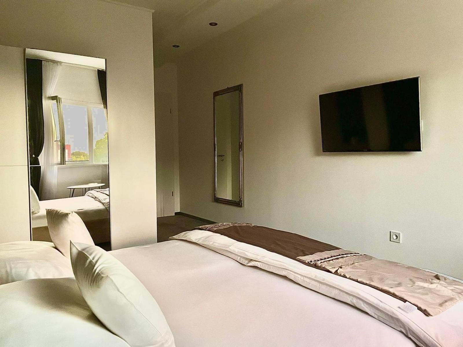 Titan Centrum Apartman Nyíregyháza Buitenkant foto