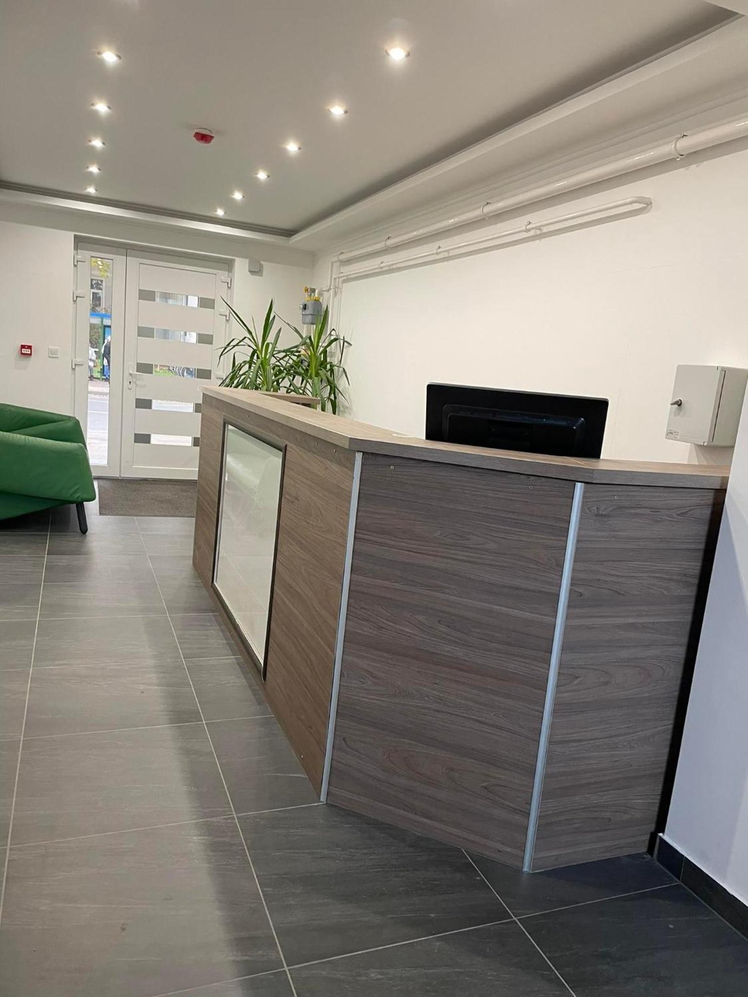 Titan Centrum Apartman Nyíregyháza Buitenkant foto